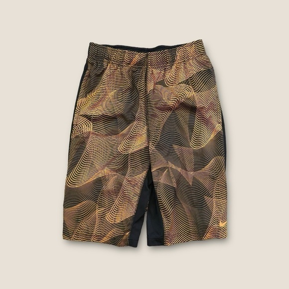 Nike Boy’s Dri-Fit Legacy All Over Training Shorts Black Gold L - Picture 1 of 2